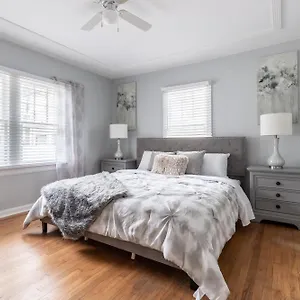 cozy-triplex-house-in-historic-district-of-orlando.thedaytonabeachhotels.com/